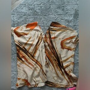 Beautiful flowy shirt size XS